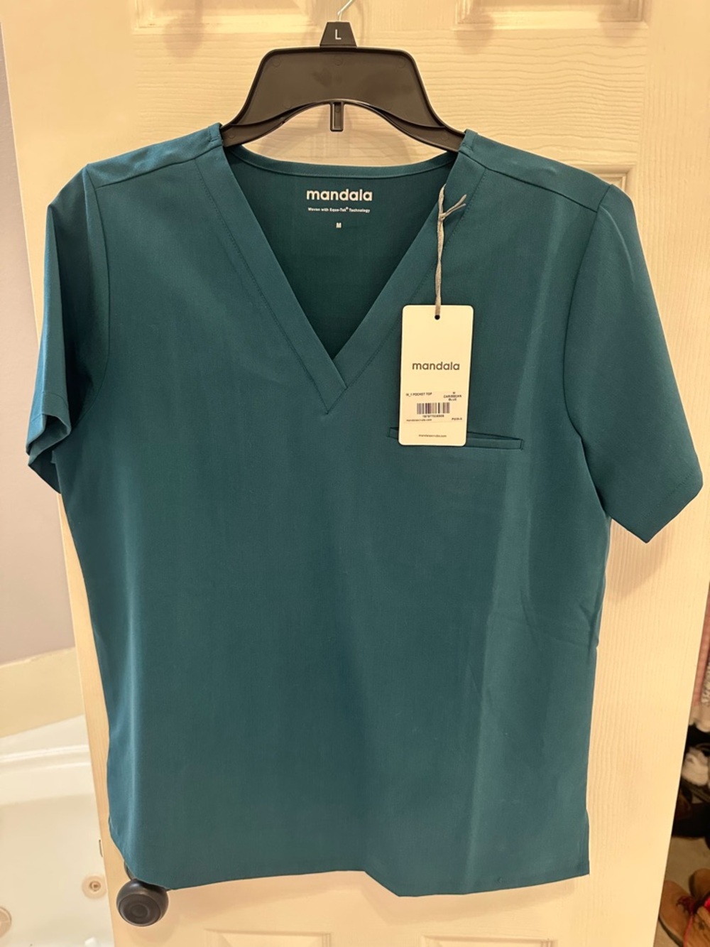 Caribbean blue Mandala Women’s V-Neck Scrub Too
